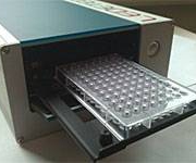 LEDetect 96 für 96-well Mikroplatten ist ein PC-gesteuerter 8-Kanal Mikroplattenreader von Anthos